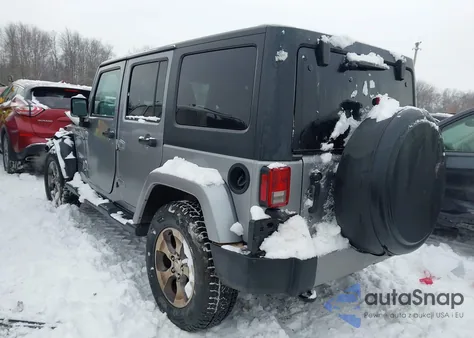 2018 Jeep Wrangler Jk Unlimited Sahara 4X4 z USA, uszkodzony, nr VIN 1C4BJWEGXJL937680